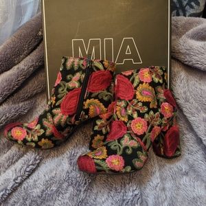 MIA Embroidered Booties